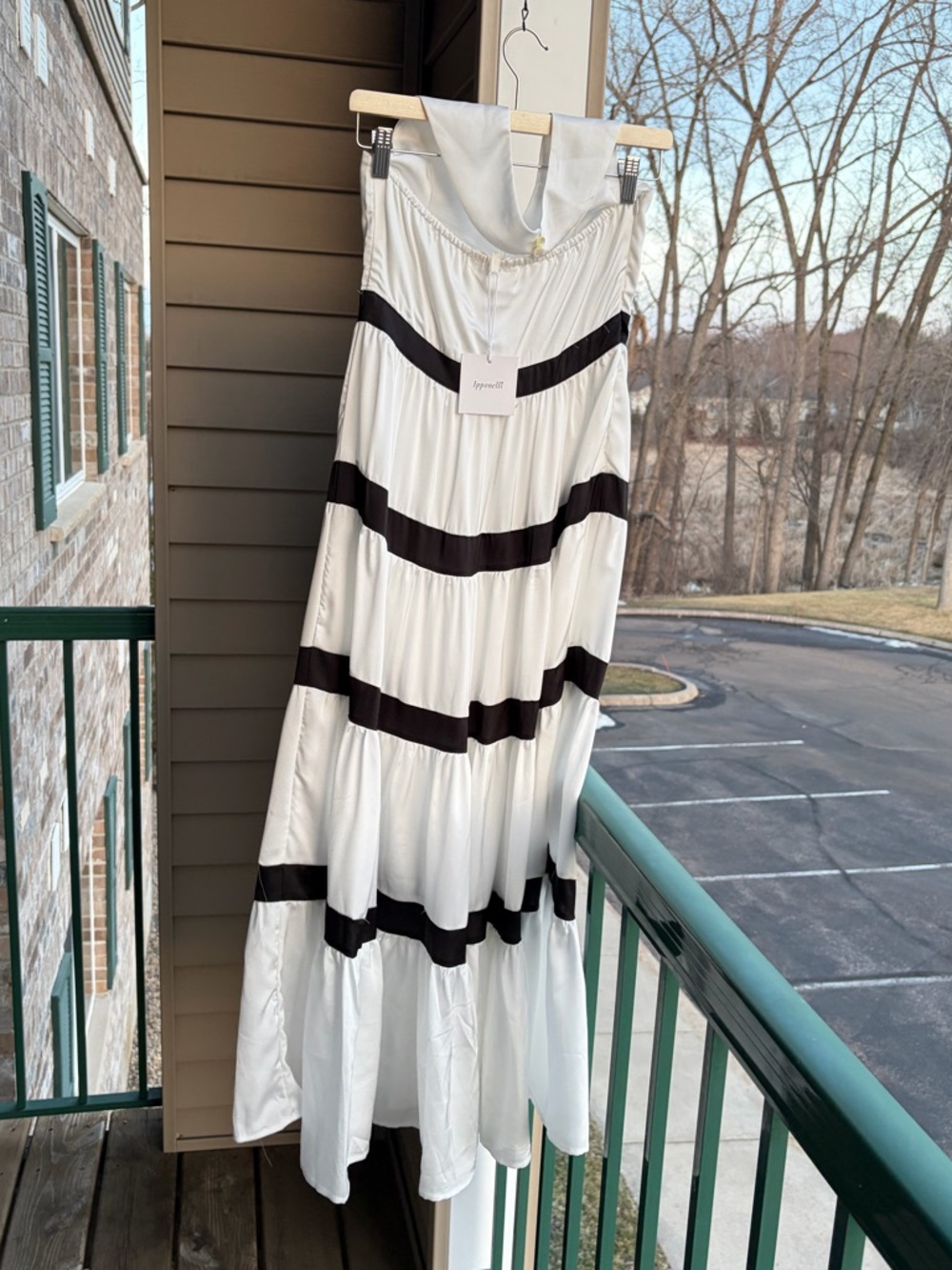 🆕🥥 Ipponelli White & Black Tiered Maxi Dress Pearl Button Elegant Flowy Size S - Picture 4 of 17